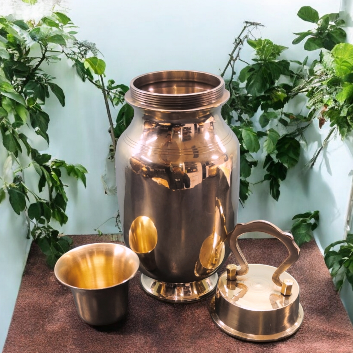 BRAND NEW: NW/003 - 100% Pure Brass Cylindrical Shape Vintage Look Gangajal Lota with Glass inside traditionally known as "KAMANDAL" in a Glossy Finish | KITCHENWARE | UTENSILS | HOME APPLIANCES