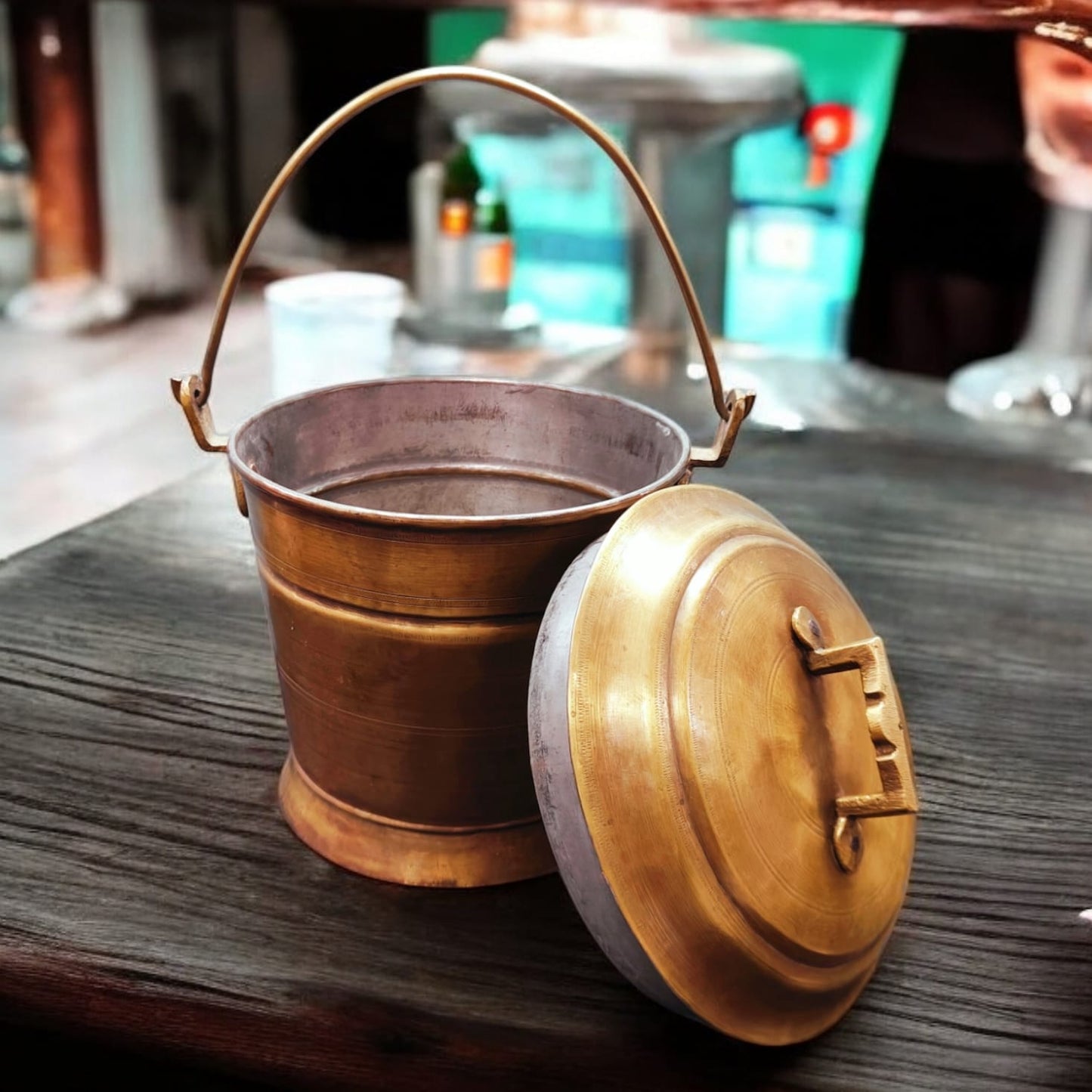 ORIGINAL ANTIQUE: AT/075 - Rare Vintage Original Antique Pure Brass Storage Balti with Lid & Handle | KITCHENWARE | UTENSILS | HOME APPLIANCES