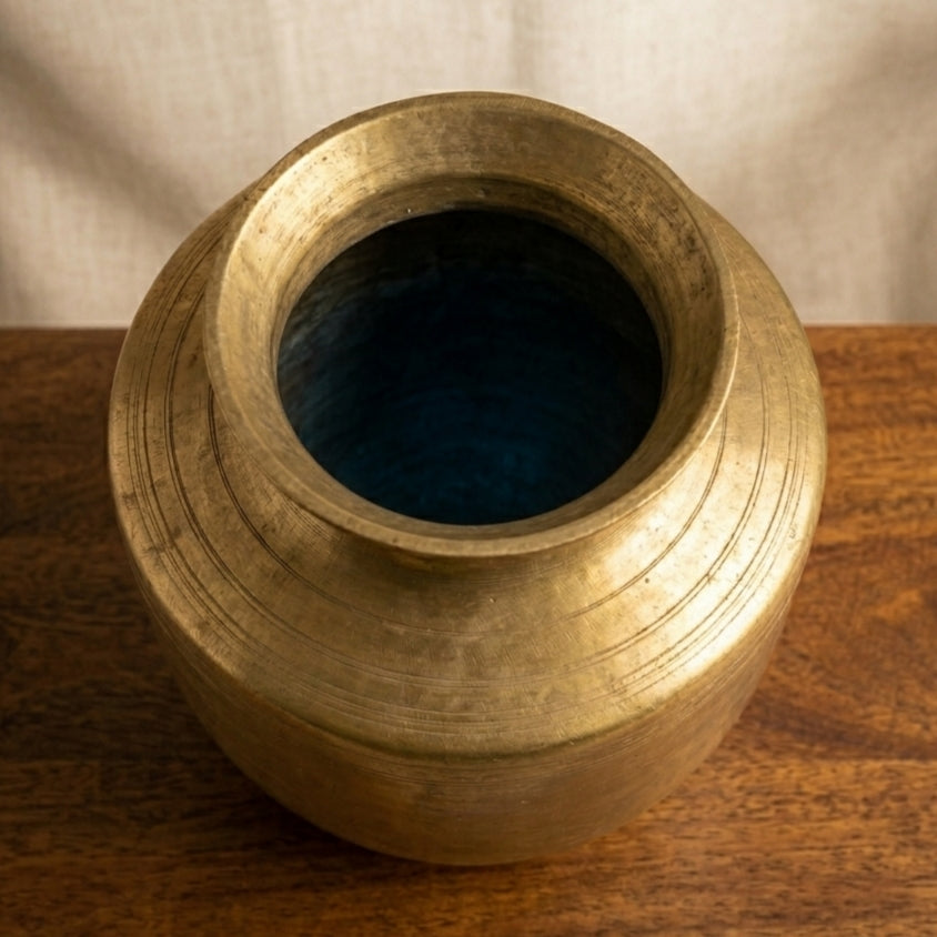 RA/345 | Rare Vintage Pure Brass Beautiful Unique Shape Big Size Pot | Flower Vase | Planter