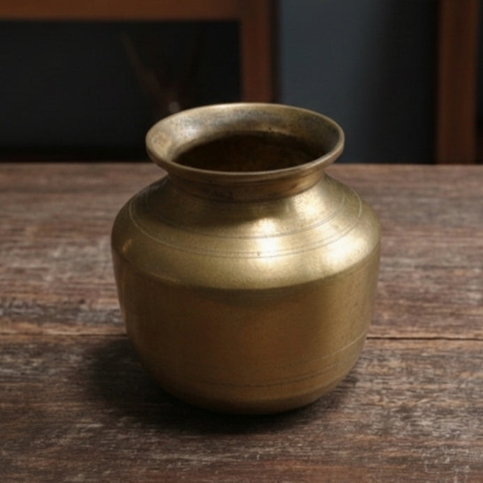 Rare Vintage Pure Brass/Pital Beautiful Unique Shape Pot | Vase | Planter. (Antiques)