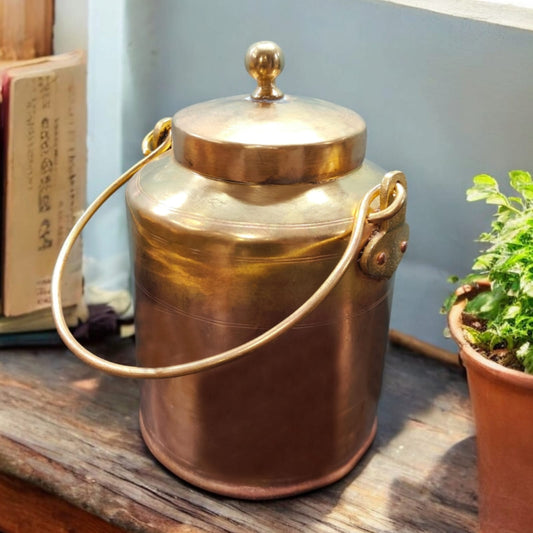 ORIGINAL ANTIQUE: AT/049 - Original Vinatge Pure Brass Oil - Ghee - Milk Can with Handle & Lid | KITCHENWARE | UTENSILS | HOME APPLIANCES