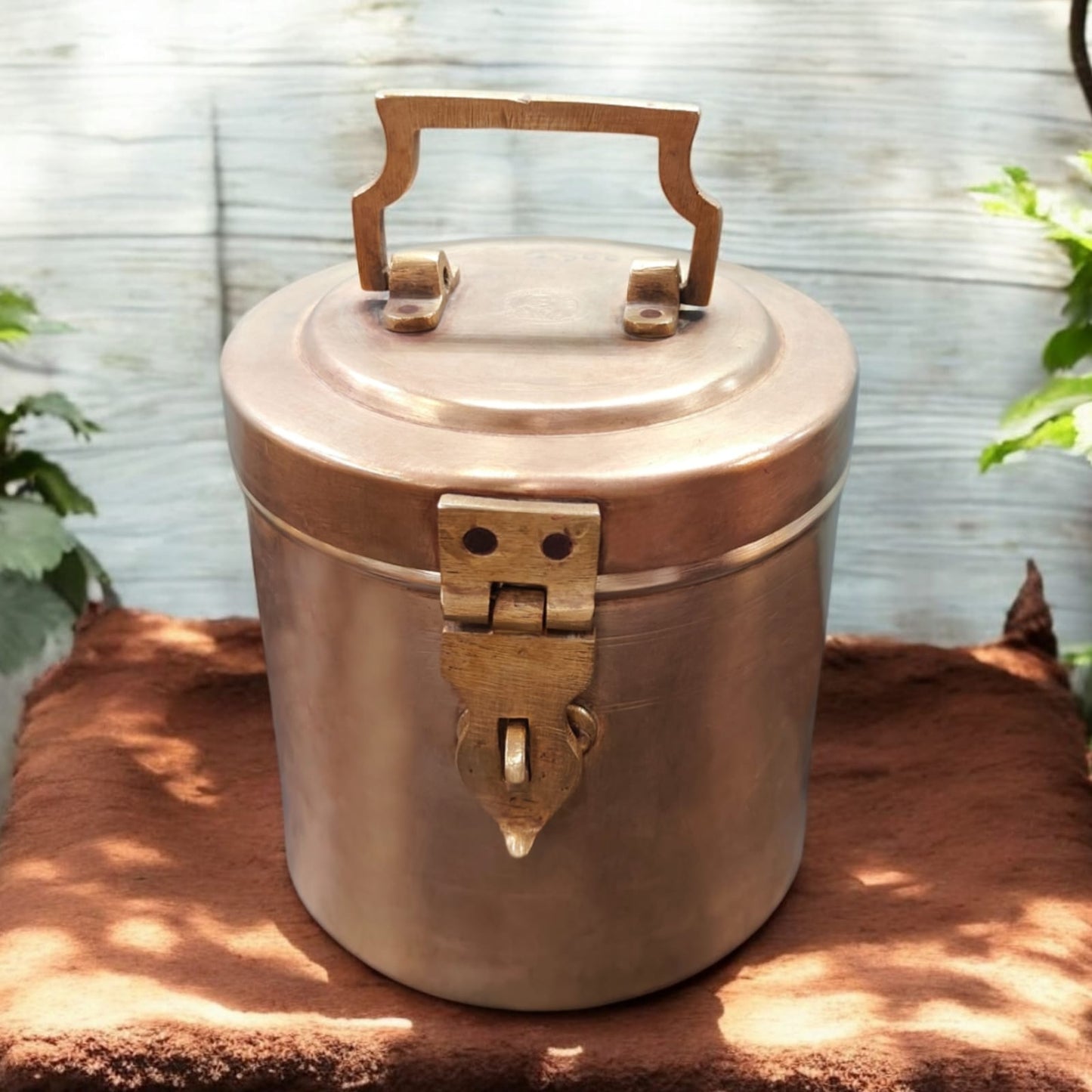 RA/011-1 | Vintage Brass Cylindrical Lockable Box With Handle