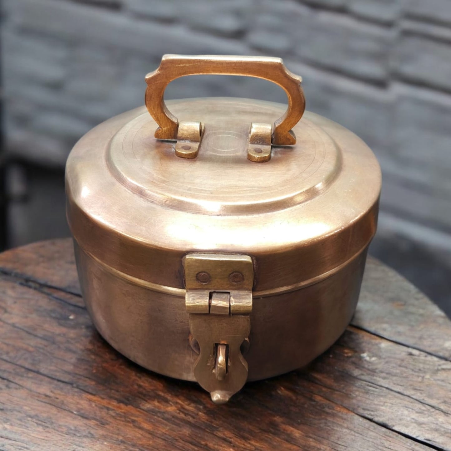 ORIGINAL ANTIQUE: AT/127 - Vintage Rare Pure Brass Round Shape Box With Handle & Locking System | KITCHENWARE | UTENSILS | HOME APPLIANCES