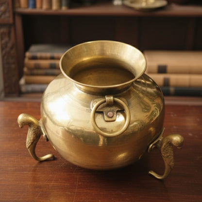 PPL/14 - Rare Vintage 100% Pure Brass Very Beautiful Round Shape Pot | Vase | Planters on Parrot Legs | KITCHENWARE | UTENSILS | HOME APPLIANCES