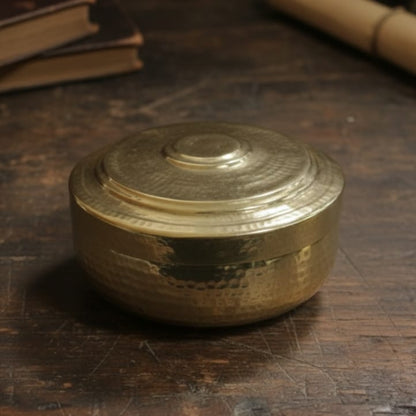 RA/088 | Rare Vintage Pure Brass Very Beautiful Shape Storage box