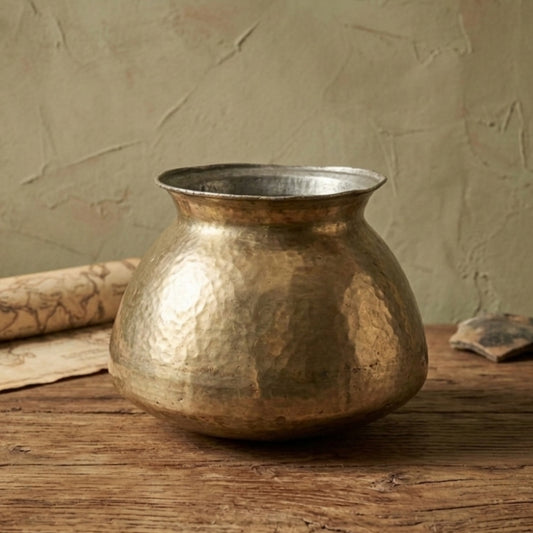 WP/30 - Very Rare 100% Pure Brass Multipurpose Pot/Vase/Planter – Unique Shape Vintage Decor Piece | KITCHENWARE | UTENSILS | HOME APPLIANCES