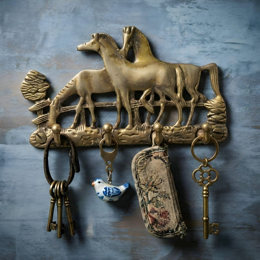 OT/36 - Handmade 100% Pure Brass Horse Key Holder – Vintage Wall Mounted Rack with 4 Hooks Decorative Organizer | KITCHENWARE | UTENSILS | HOME APPLIANCES
