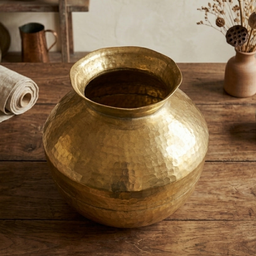 RA/343 | Rare Vintage Pure Brass Beautiful Round Shape Pot | Flower Vase | Planter