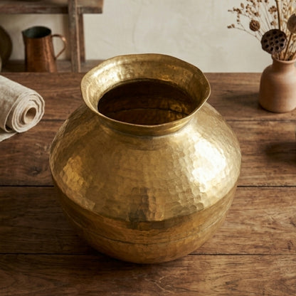 RA/343 | Rare Vintage Pure Brass Beautiful Round Shape Pot | Flower Vase | Planter