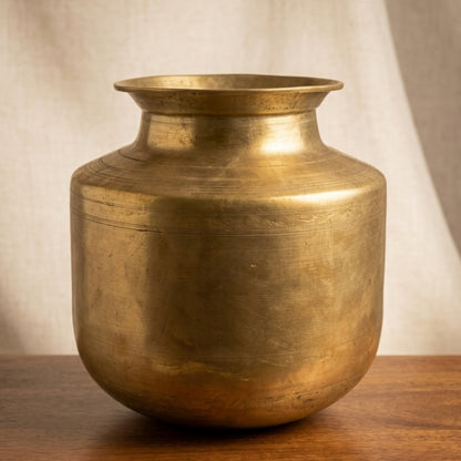 RA/345 | Rare Vintage Pure Brass Beautiful Unique Shape Big Size Pot | Flower Vase | Planter
