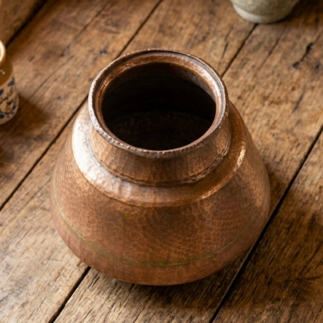 RA/347 | Rare Vintage Pure Copper Beautiful Unique Shape Big Size Pot | Flower Vase | Planter