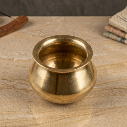 RA/349 | Rare Vintage Pure Brass Beautiful Shape Kalash | Tumbler | Glasses