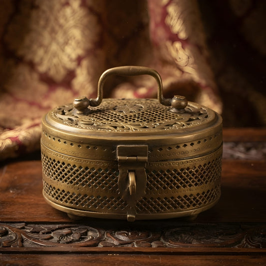 Vintage Pure Brass Oval Storage Box with Lock | Engraved & Pierced Jewellery Keeper | Heritage Home Décor
