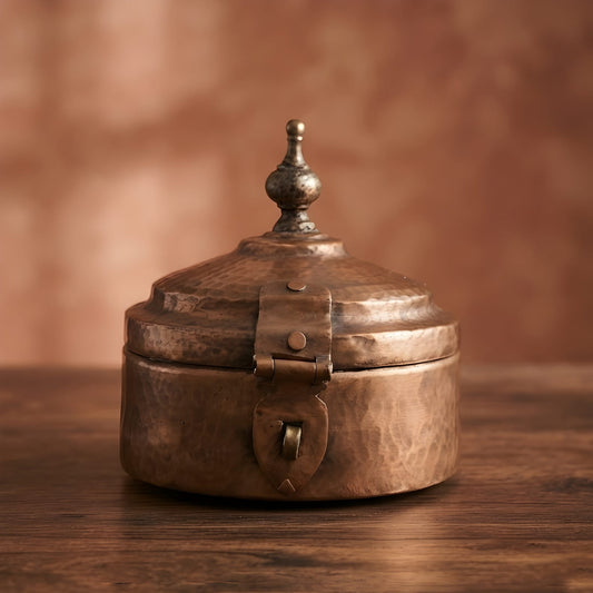 Vintage Hammered Pure Copper Treasure Box with Lock | Traditional Jewellery & Keepsake Storage | Heritage Home Decor