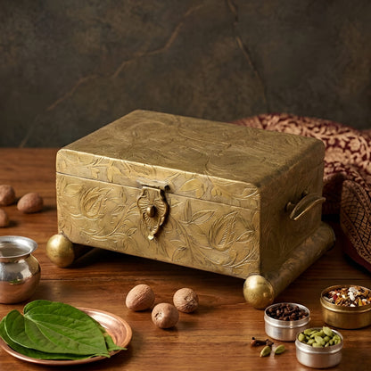 Very Rare Pure Brass Pital Engraved Paan Daan Vintage Betel Nut Supari Box with Lock and Handles