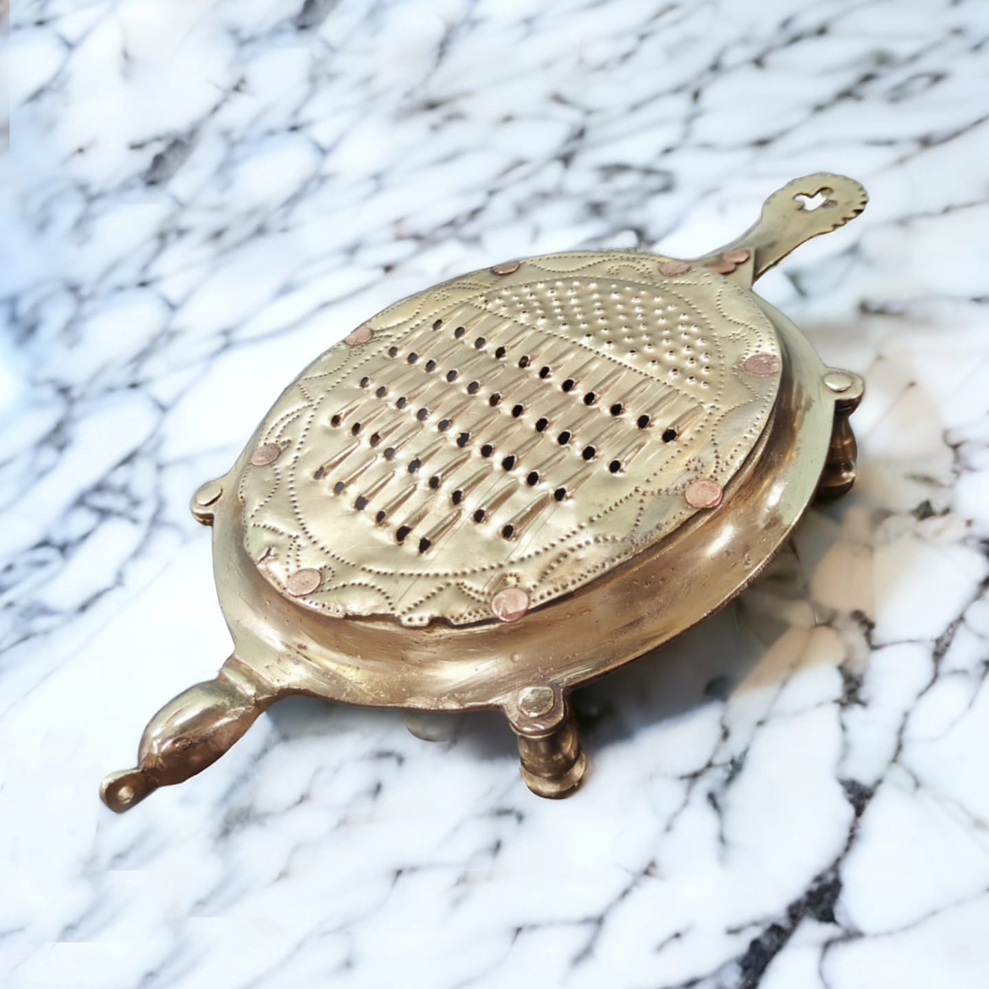 Rare Antique Pure Brass Tortoise Shape Coconut Scraper & Grater with Ornate Engraved Details – Vintage Indian Kitchen Collectible