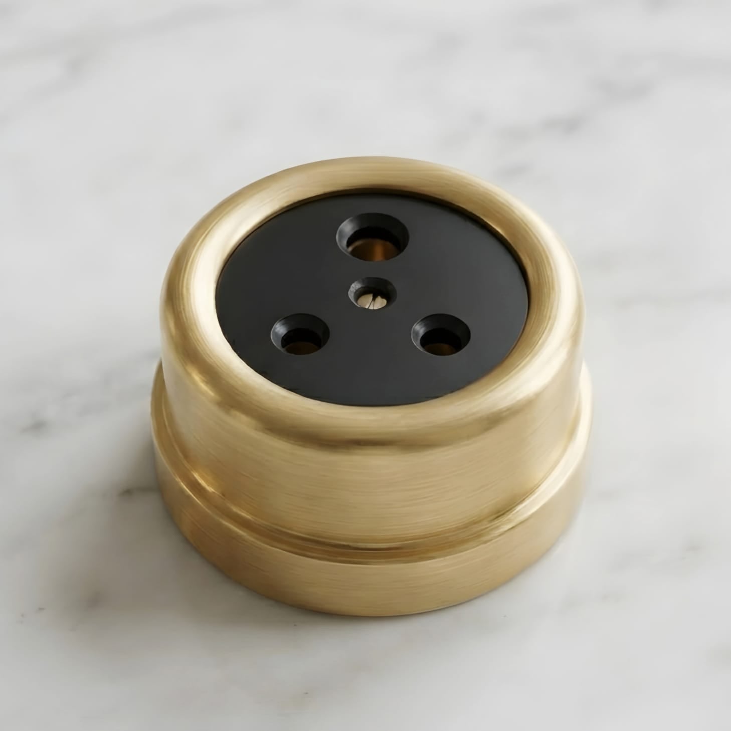 Vintage Style Brass/Pital Designer Electrical Socket | Classic Series | 220V 6A | Heritage Electrical Hardware